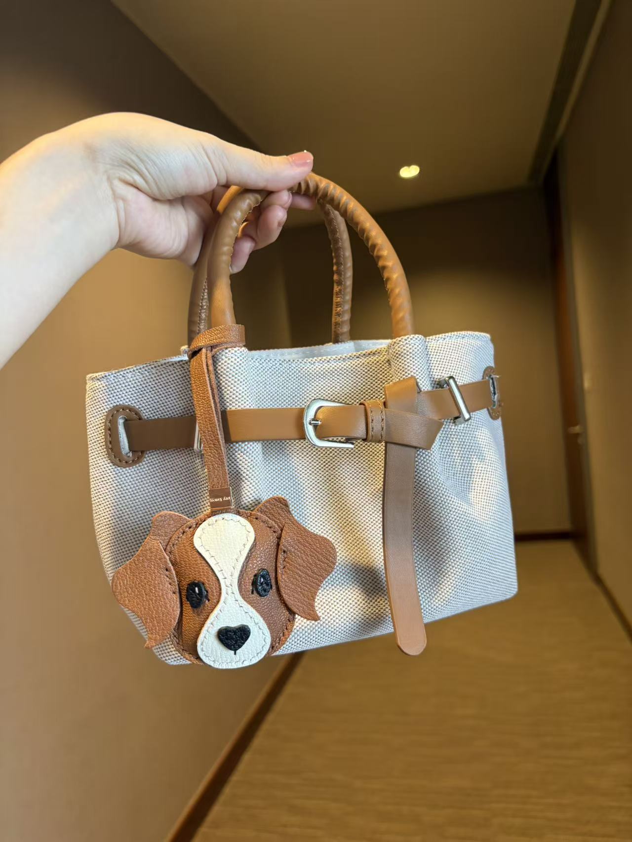 Handmade Leather Detail